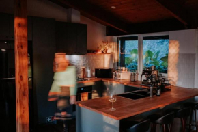 Healesville Mud Brick Hideaway